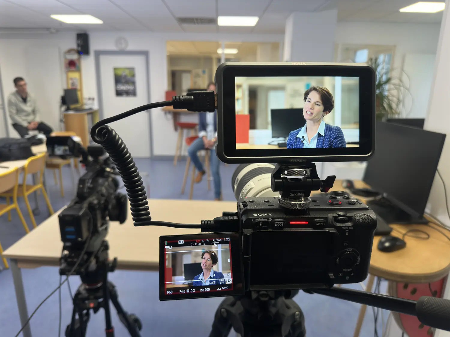 Tournage d'un témoignage en établissement scolaire